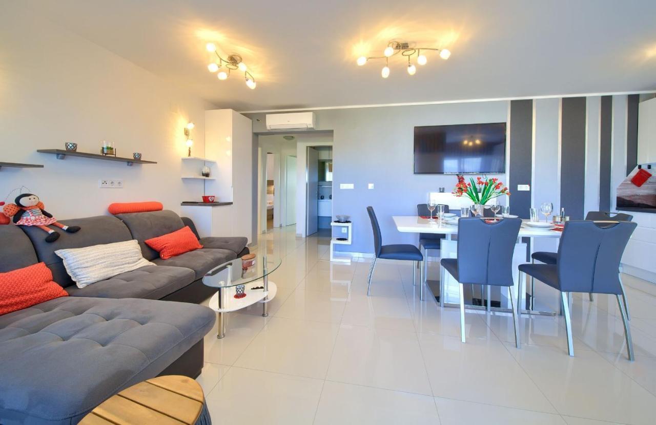 Apartment Crystal Aura Malinska Exteriér fotografie