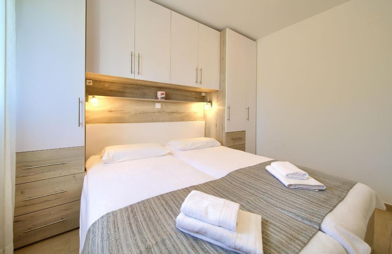Apartment Crystal Aura Malinska Exteriér fotografie