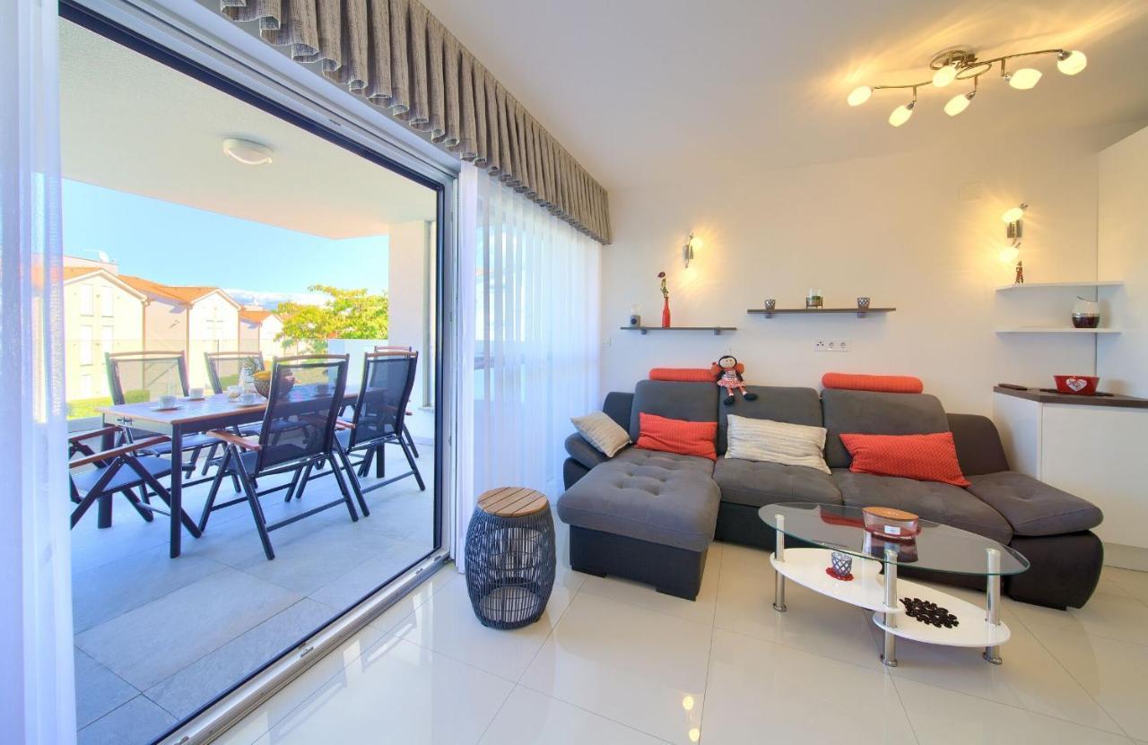 Apartment Crystal Aura Malinska Exteriér fotografie
